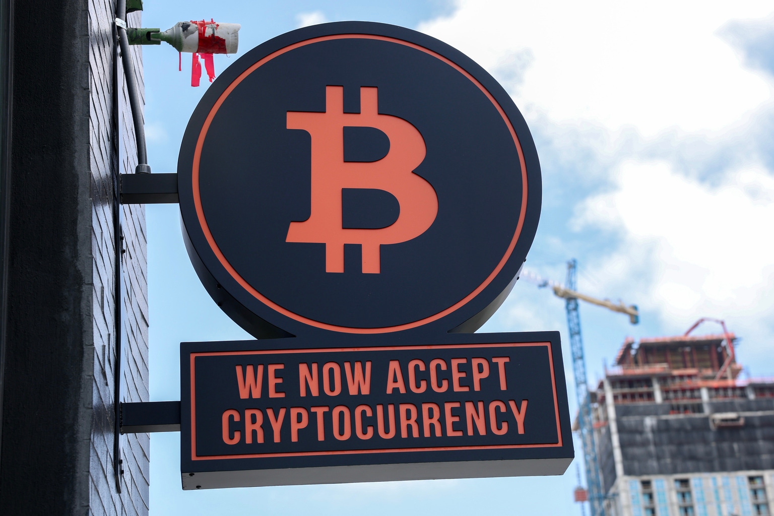 Nicholas Crypto Income ETF: Decoding A 36% Yield (NYSEARCA:BLOX)