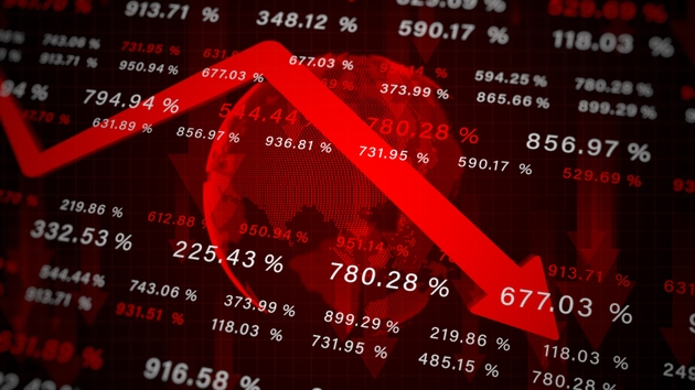 Red Downward Arrow Showing Global Stock Market Crash and Economic Recession with Falling Percentages Representing Tariff Effects and Financial Crisis 3d rendering
