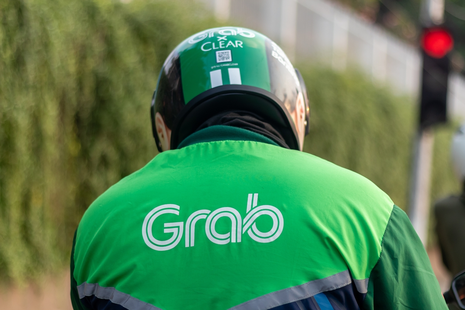 Grab Holdings: Cautious Buy Amid Fintech Growth And Improving Unit Economics