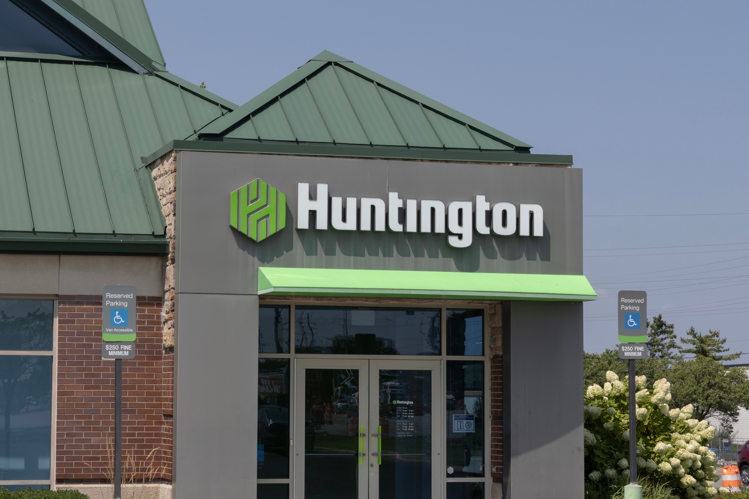 Huntington Bancshares: Expansion Continues, Strong Q1 Results