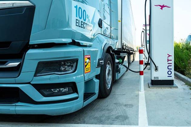 Google partners with Nevoya to deploy electric semi-trucks in Texas (GOOG:NASDAQ)