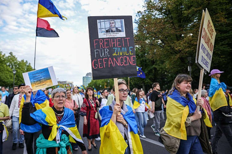 Ukrainians In Berlin Hold Independence Day March