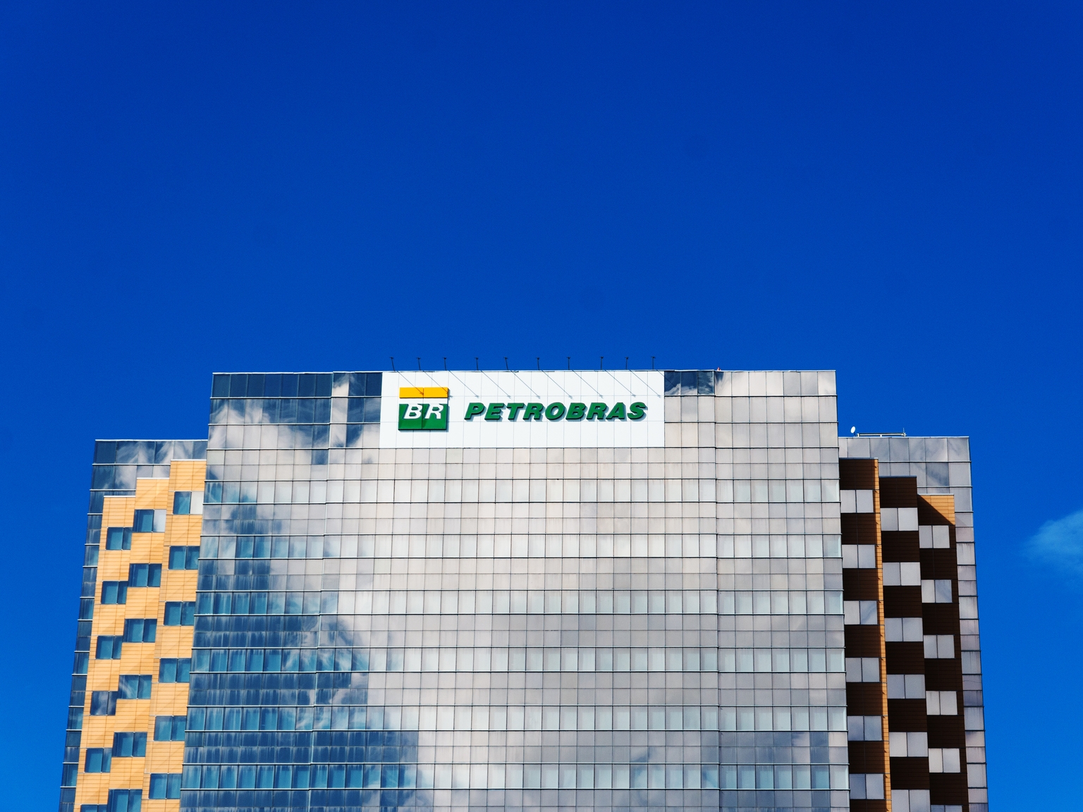 Petrobras: Buy This Gigantic Yield (NYSE:PBR)