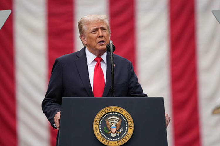 President Trump calls to do away with quarterly earnings reports (SP500:)