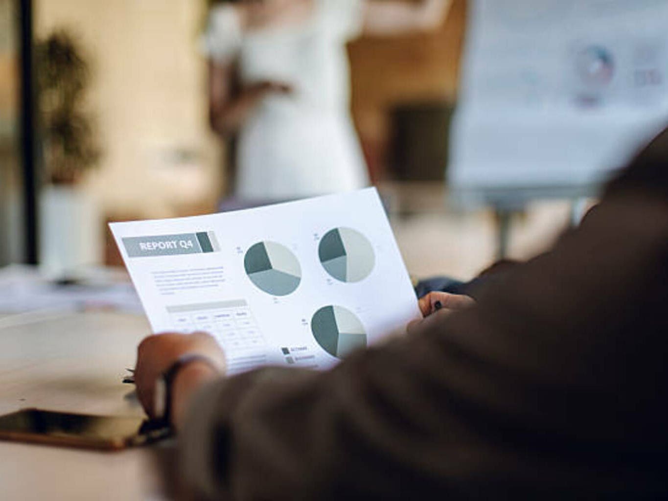 Earnings week ahead: TSLA, KO, T, INTC, NFLX, F, GM, AAL, LUV, PG, GE, MMM,  CLF, AGNC, and more