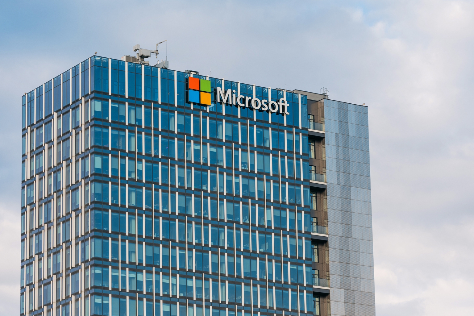 Microsoft Is A Buy Amid Software Meltdown (Rating Upgrade) (NASDAQ:MSFT)