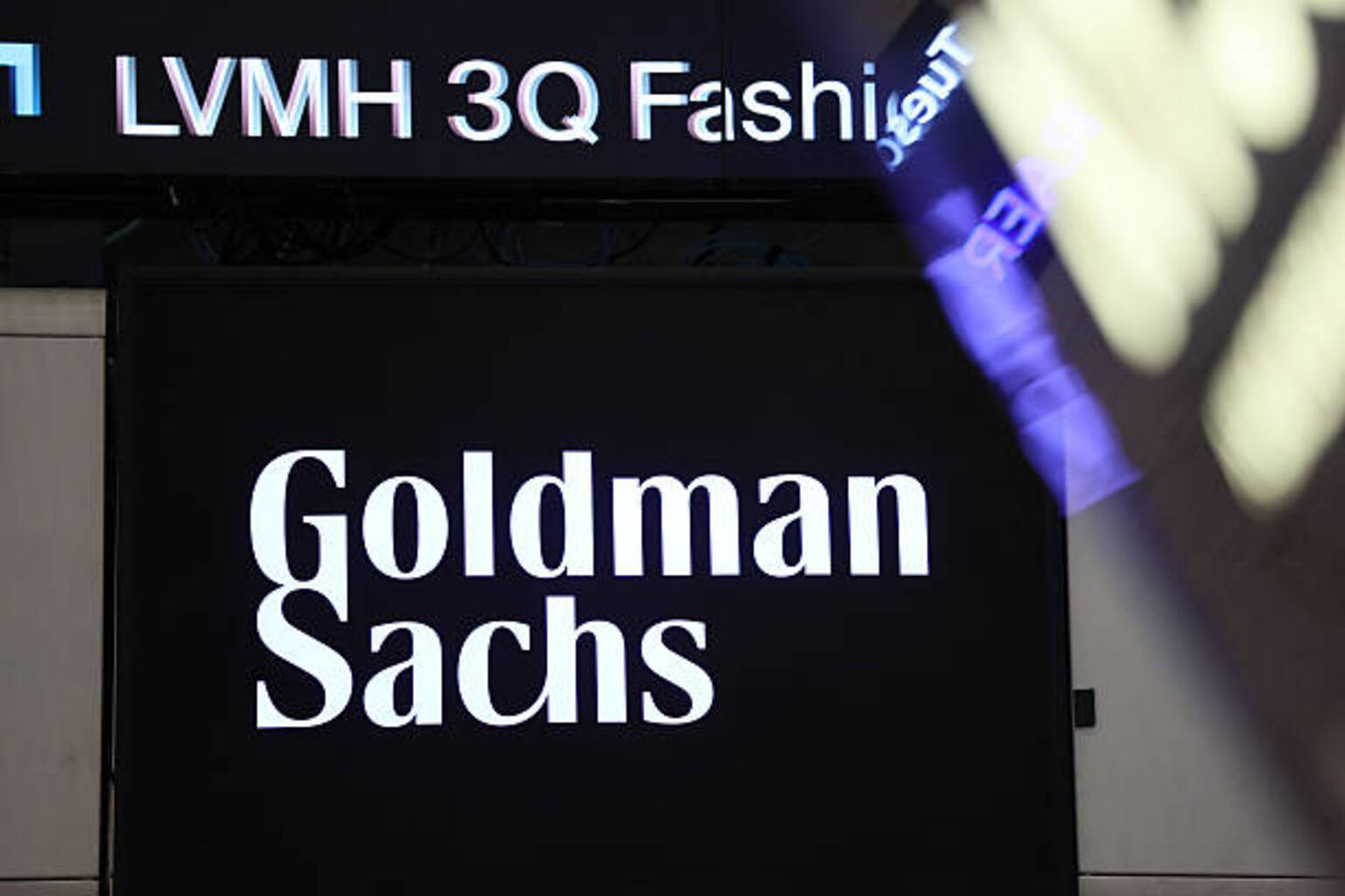 seekingalpha.com - Liz Kiesche - Goldman Sachs bars staff from prediction market trades on finance and war - report (GS:NYSE)