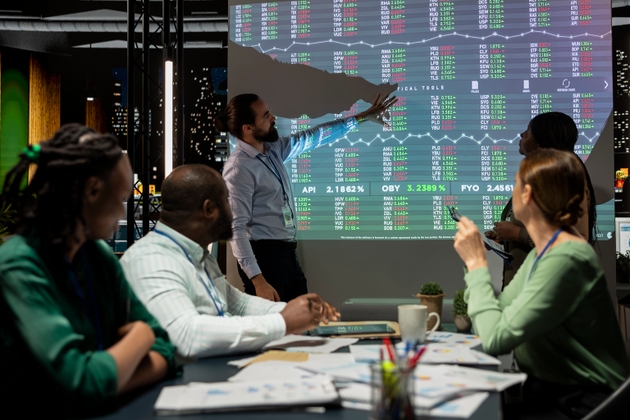 Enterprise manager works on creating business strategies and goals