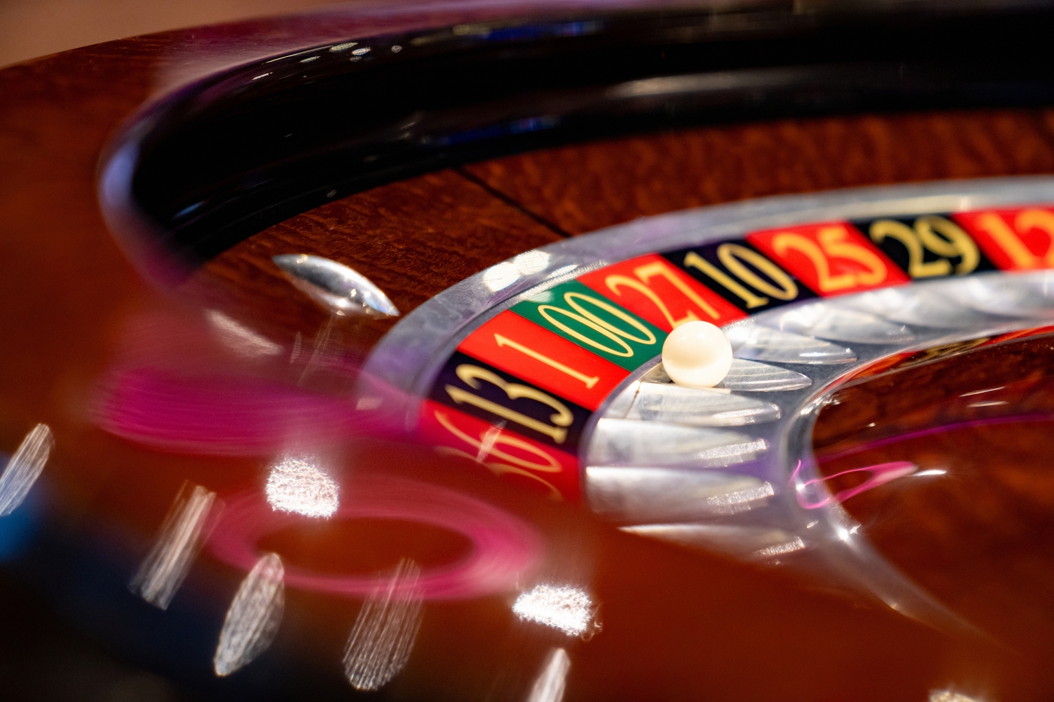 AMD: Gambling With Limited Upside (Downgrade)