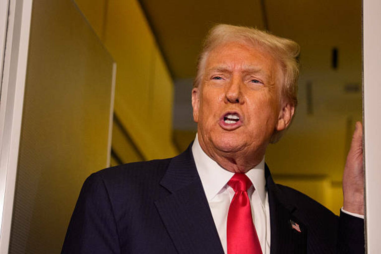 Trump directs Pentagon to resume nuke testing after 33-year pause ...