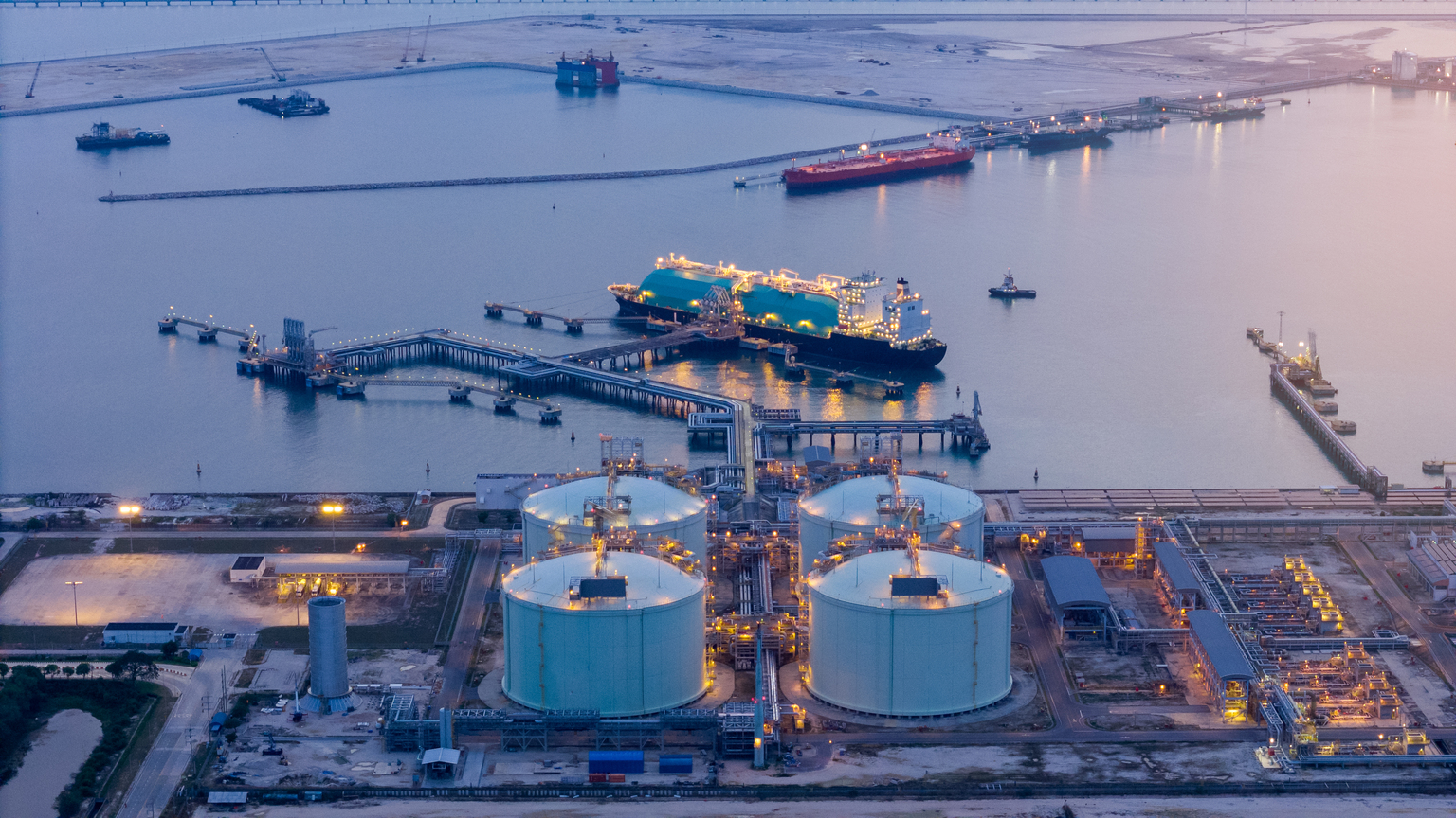 seekingalpha.com - Bret Jensen - Surging Diesel Prices Are Hammering The U.S. Economy
