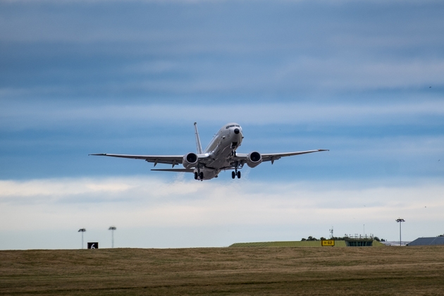 RAF Poseidon P-8 Spirit of Reykjavik Touch-and-Go Training