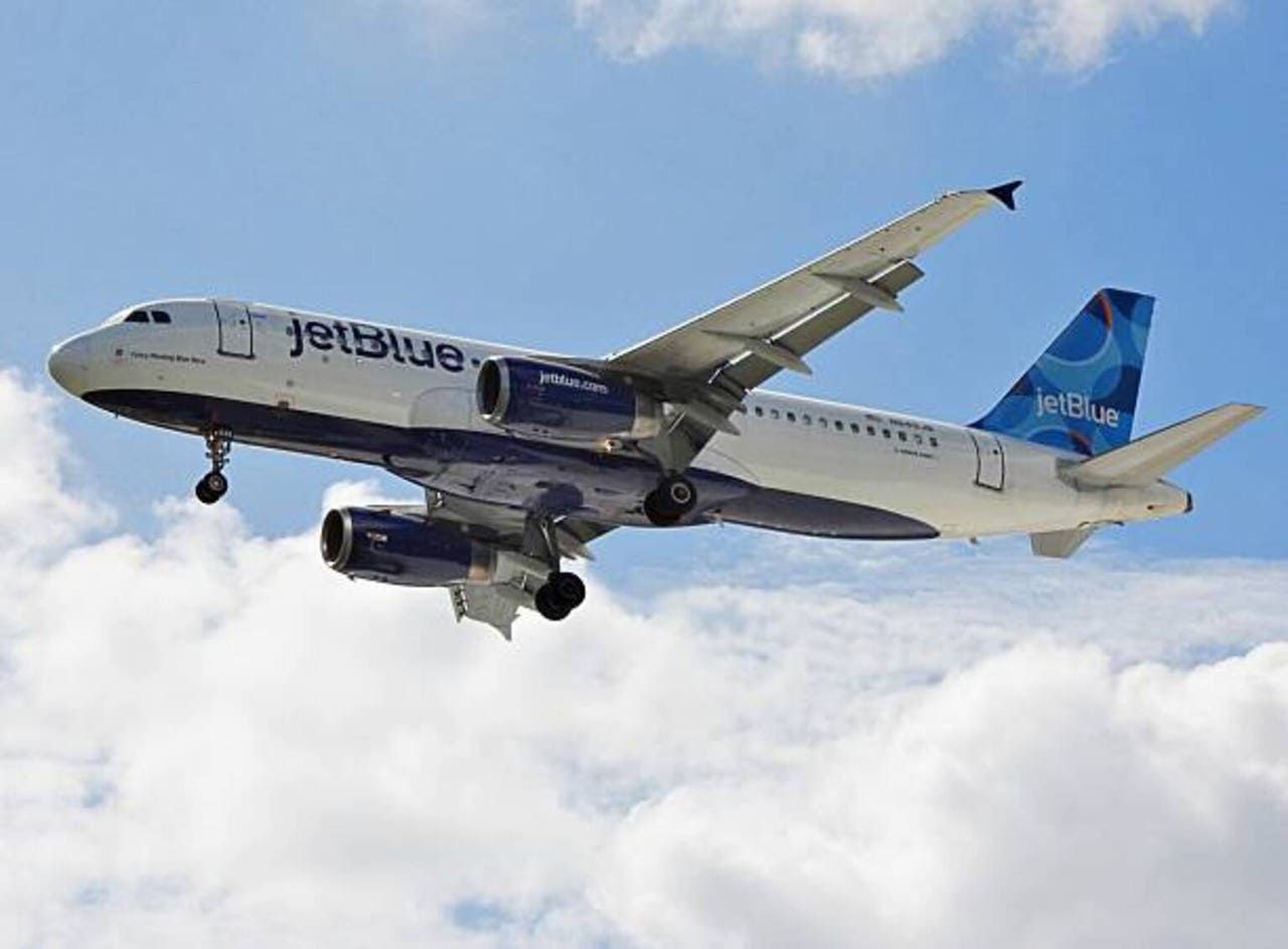 JetBlue bonds sink as airline schedules investor call on liquidity: report