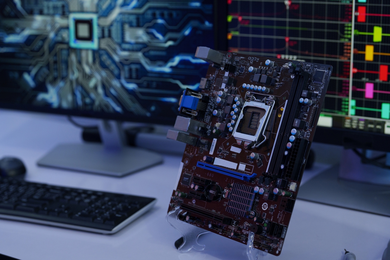 Super Micro Computer: My Top AI Rebound Pick For 2026 (NASDAQ:SMCI ...
