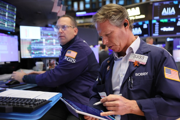 Markets Open Wednesday After Continuing To Slide On AI Bubble Concerns