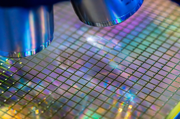 AI Chip Supply Volatility Signals Emerging Opportunities for E-Commerce Sellers