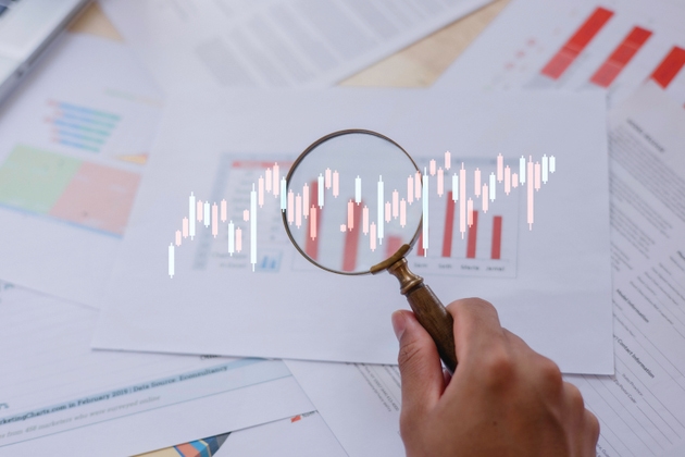 Business Planning and Investment Strategy: Productive Meeting for Budget Analysis and Financial Success