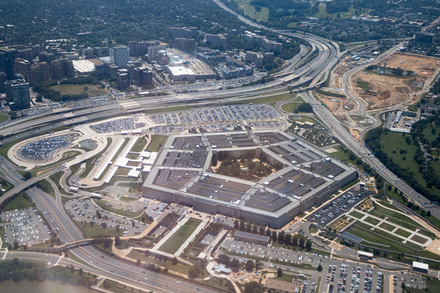 BigBear.ai Stock: Bottom Fish At Your Own Risk (Rating Downgrade)