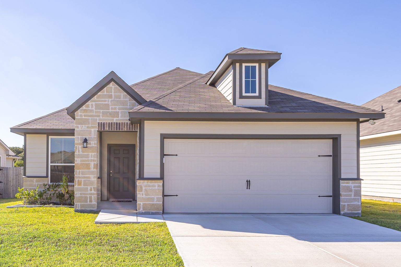 seekingalpha.com - Gen Alpha - Invitation Homes: The Market Is Still Undervaluing This Housing REIT (NYSE:INVH)