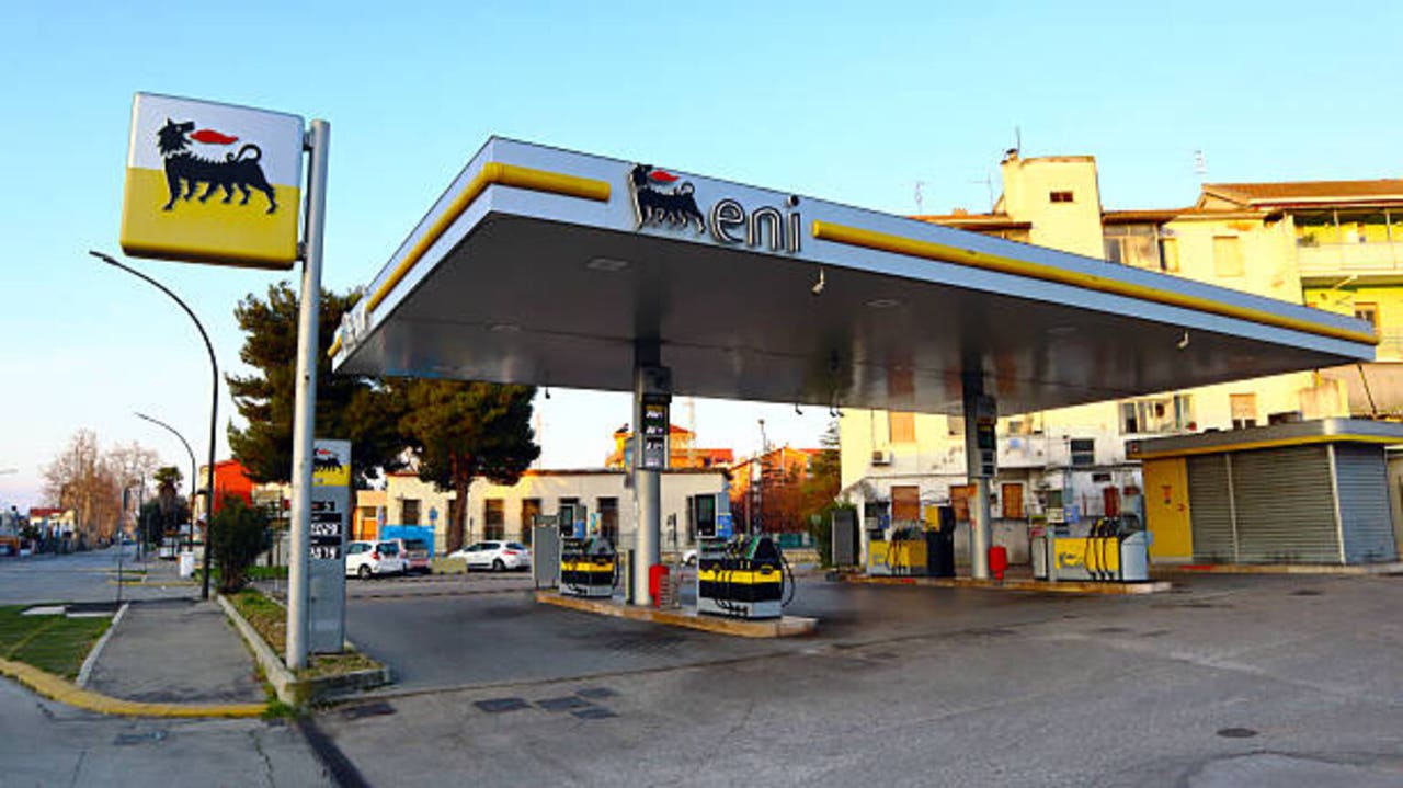 Italy’s Eni boosts share buyback program to €2.8B
