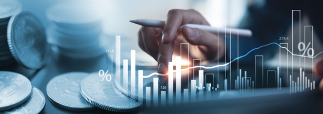 Finance, banking and investment, Asset allocation, budget management. Business woman calculating financial report, cost control and budgeting with business data graph growth chart. Tax and budgeting