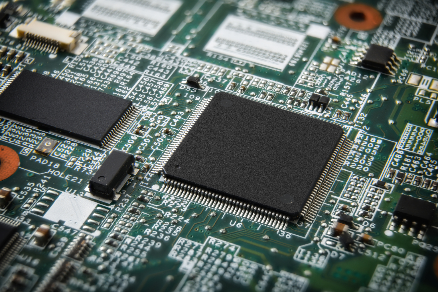 seekingalpha.com - Mike Zaccardi - DRAM: Why The AI Memory Trade Is Getting Too Hot (BATS:DRAM)