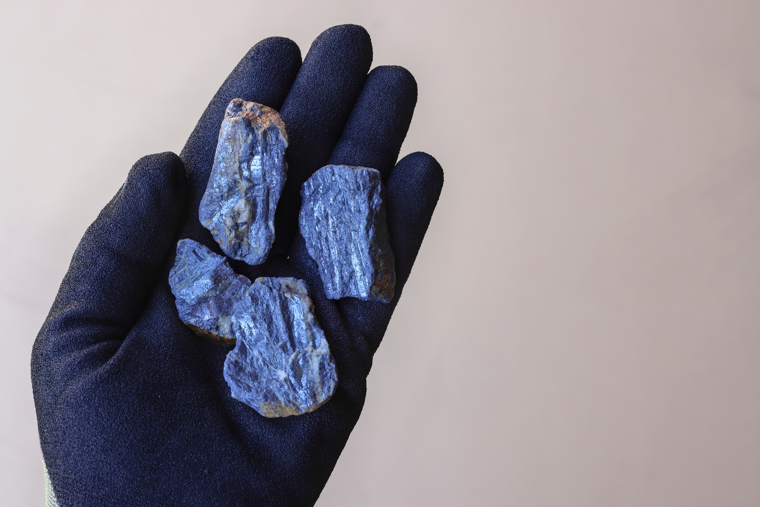 United States Antimony: National Security Tailwinds Power The Bull Case