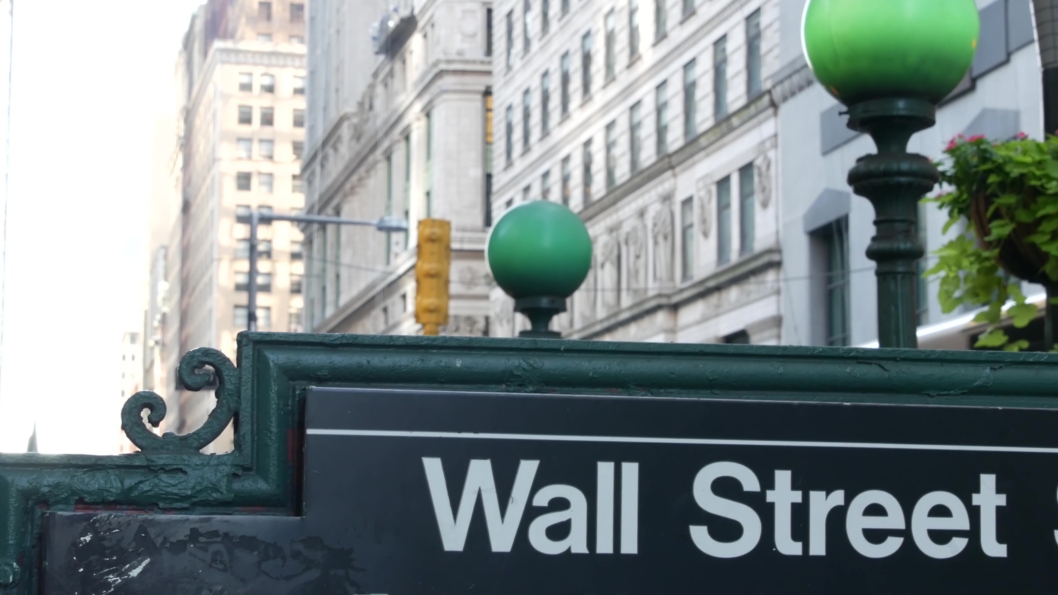 seekingalpha.com - Wall Street Breakfast - What Moved Markets This Week