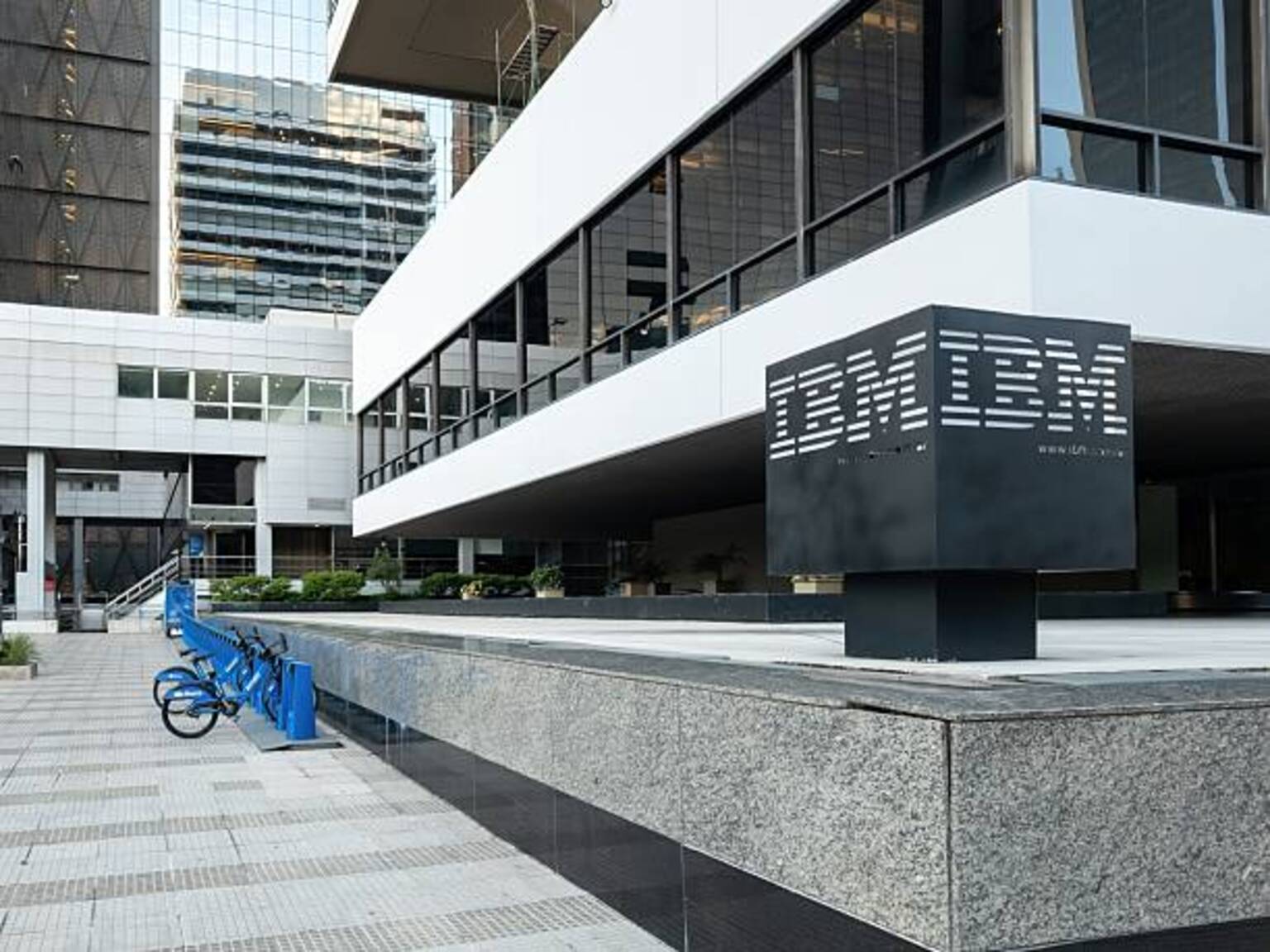 IBM: Get Paid To Wait For Growth