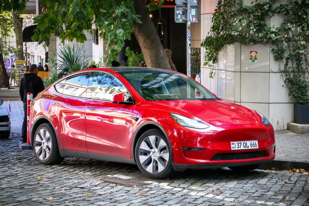 Tesla Model Y