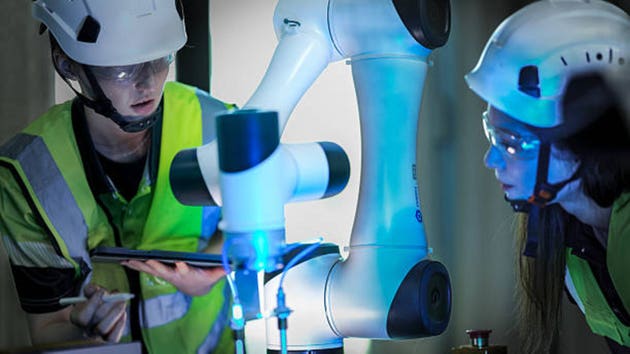 Gravis Robotics Raises $200M for Excavator Autonomy