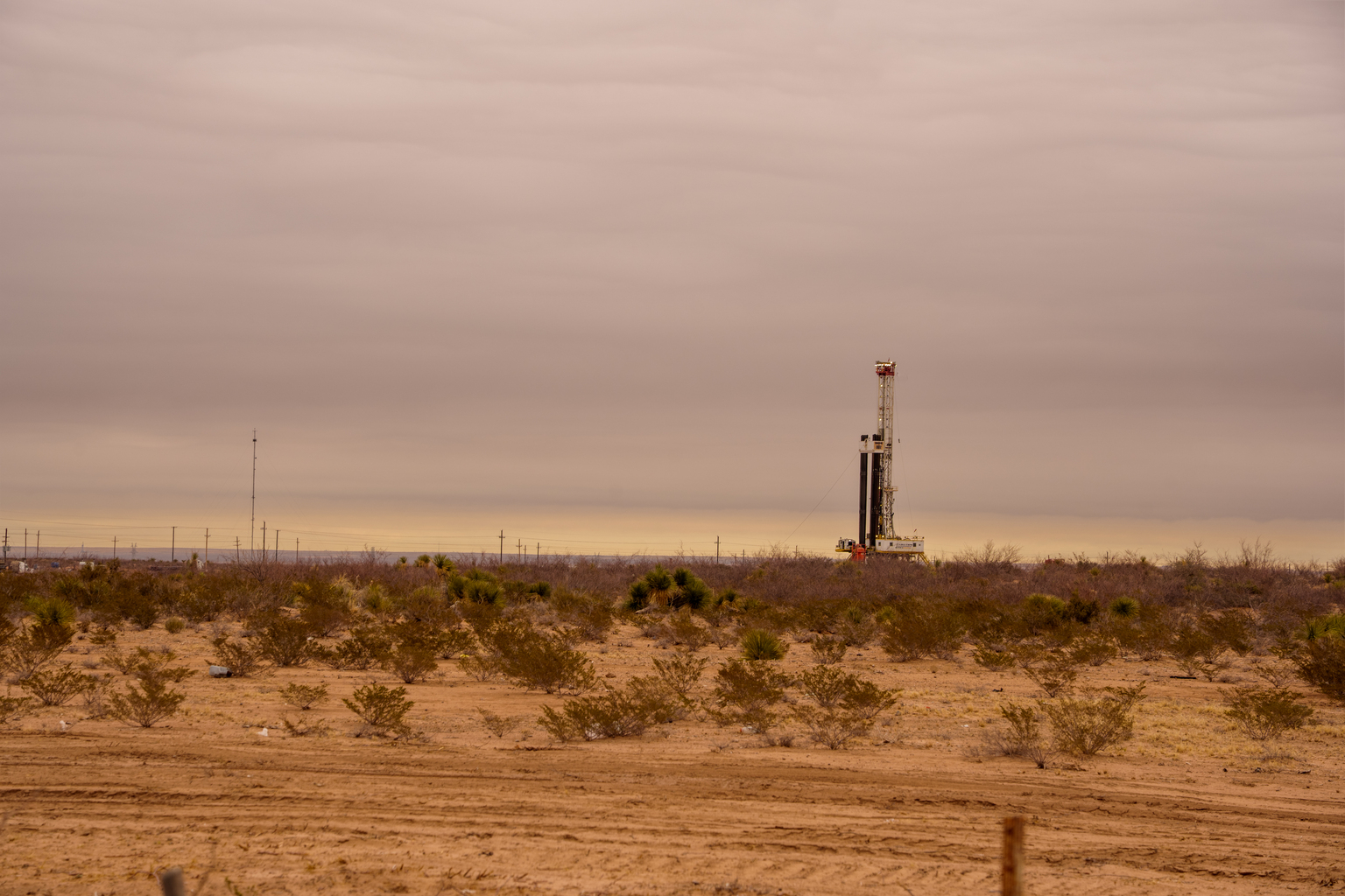 seekingalpha.com - Elliott Gue - SM Energy: Tailwinds From Fading Hedge Drag And Strong Oil Leverage (NYSE:SM)