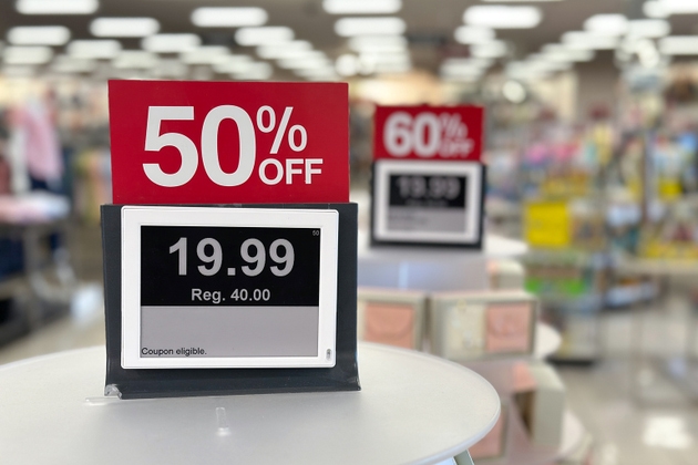 Retail store discount price tag