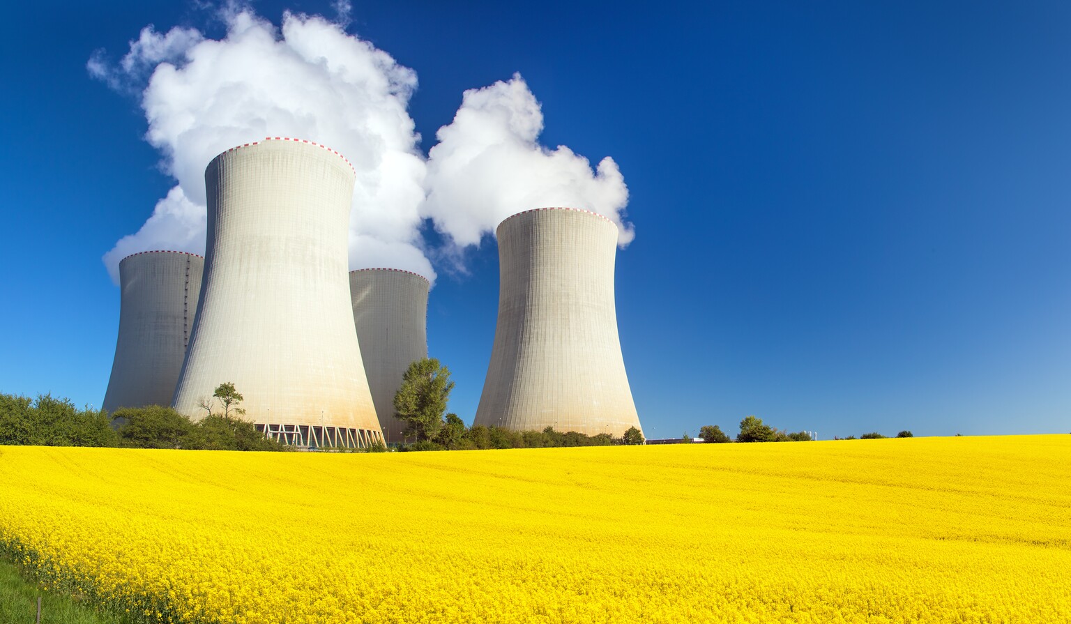 seekingalpha.com - Mike Zaccardi - NUKZ: Nuclear Stocks Consolidating As The AI Revolution Rolls On (NYSEARCA:NUKZ)