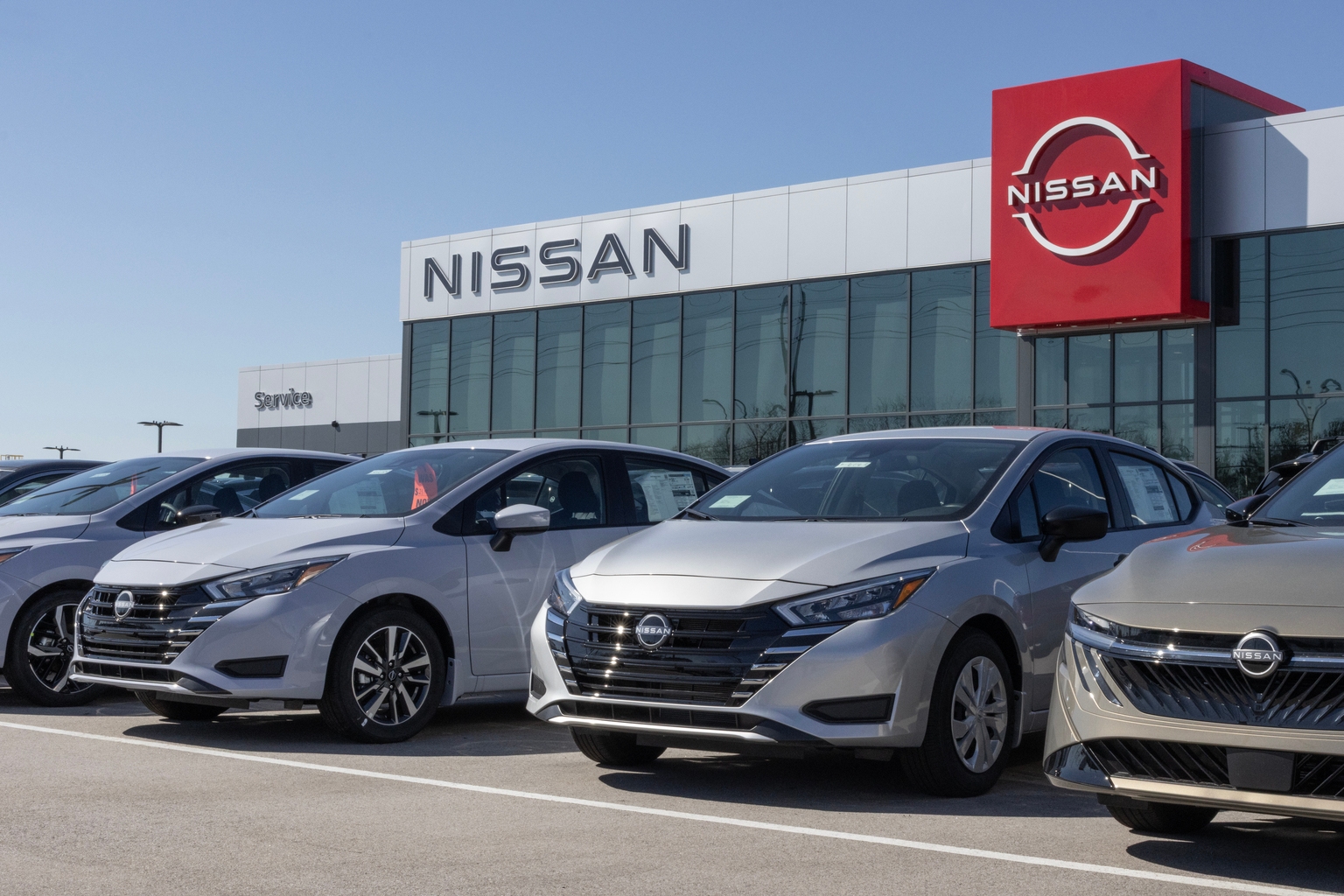 Nissan Motor Remains On Thin Financial Ice As Midsize Rogue Hybrid Debuts