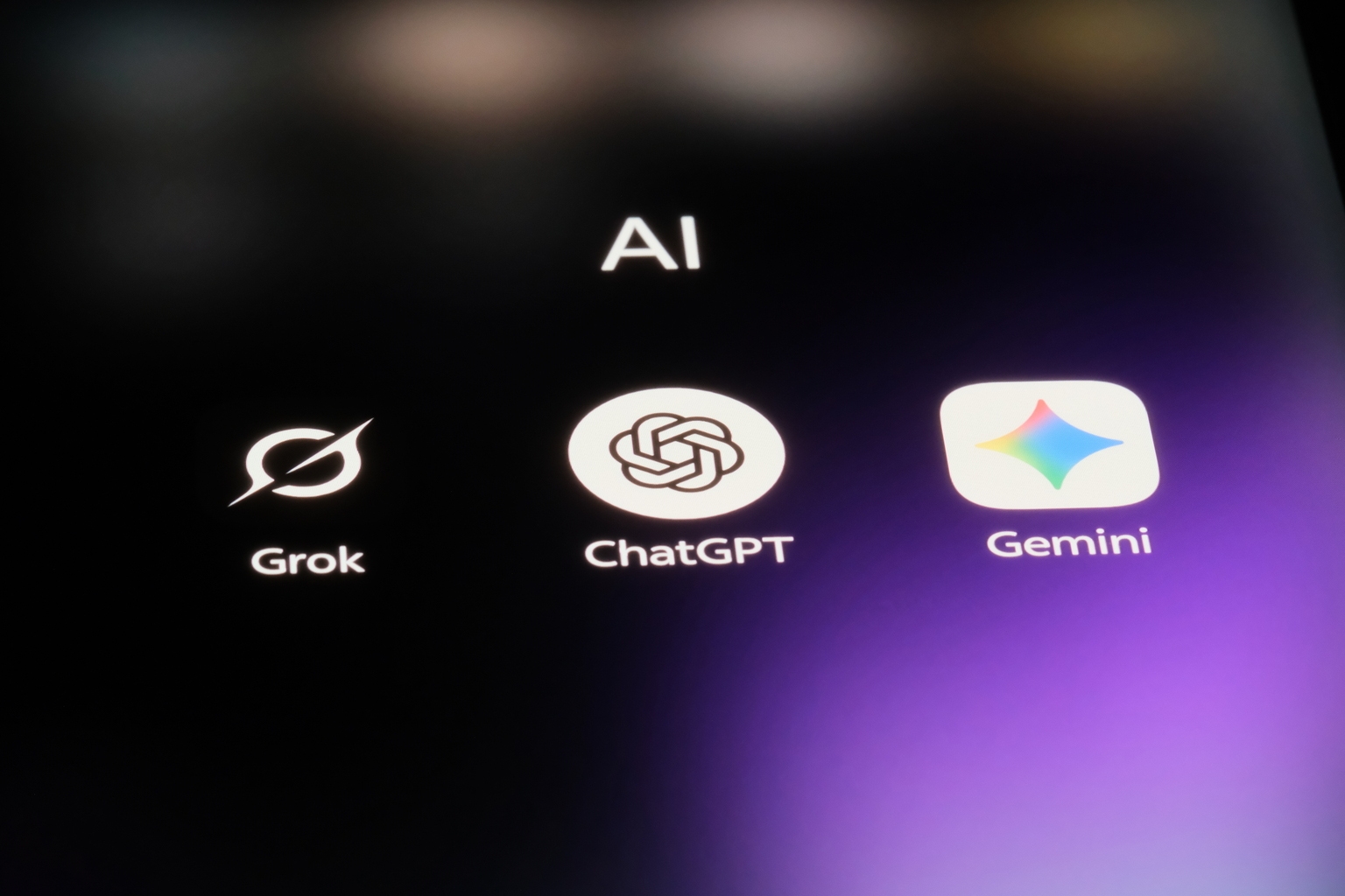 Is Alphabet's Argon AI Model Benchmaxxed? Probably, But The Stock Remains A Buy