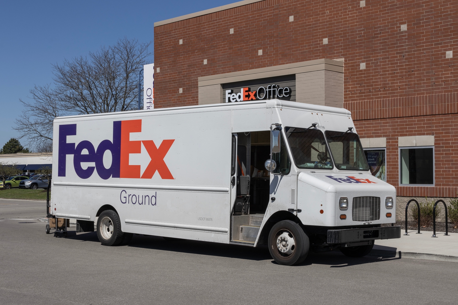 FedEx Still Lacks A Clear Near-Term Catalyst