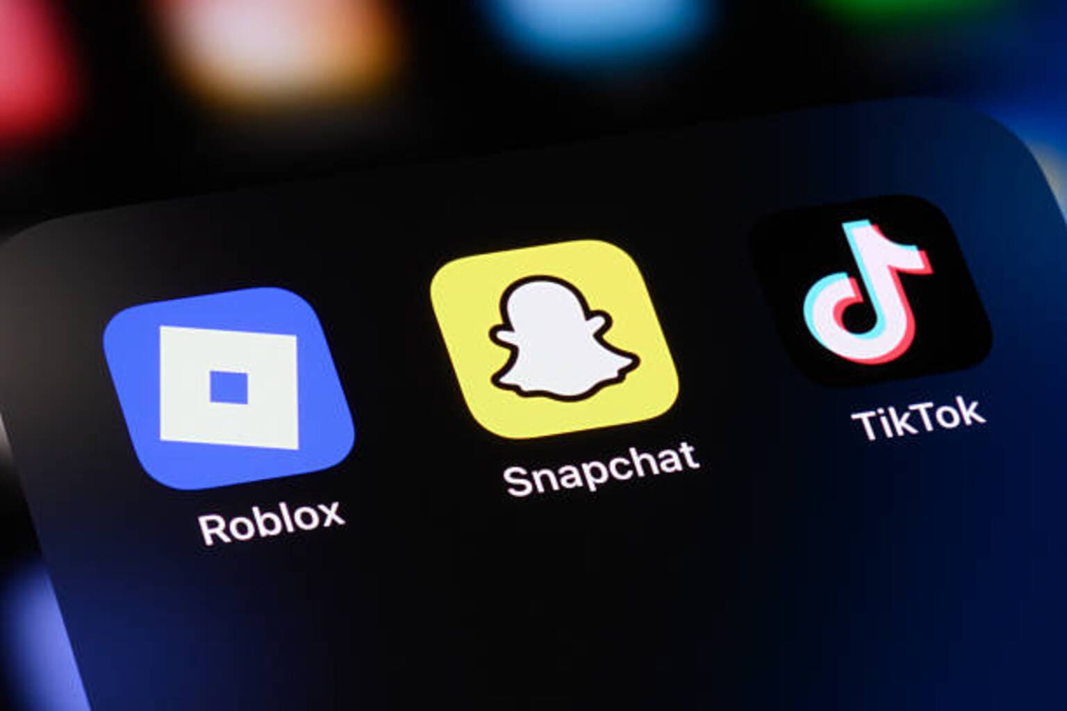 Roblox: A Difficult Transition, But The Long-Term Opportunity Remains