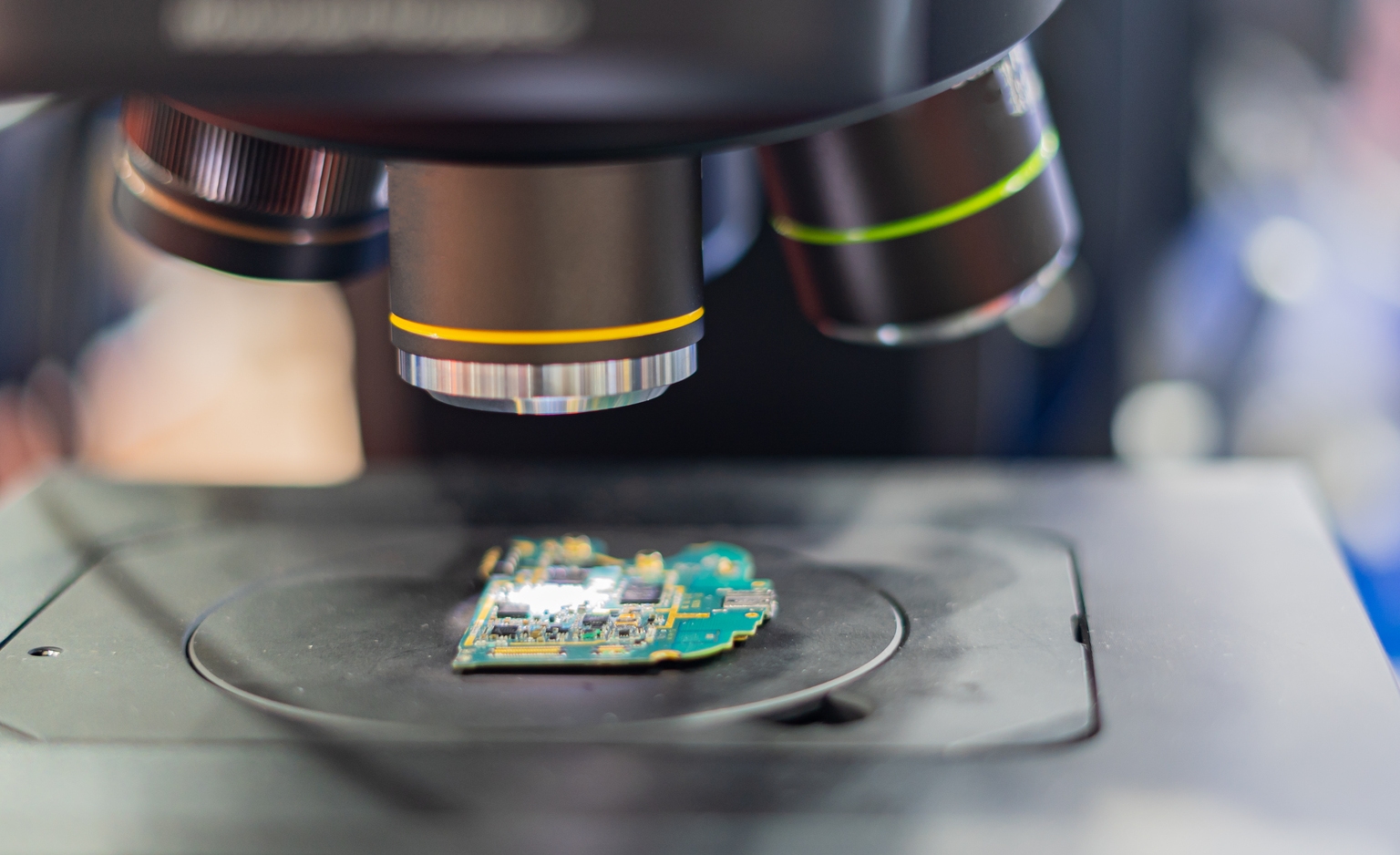 Corning: AI Partnerships Mounting, Making The 30% Plunge Buyable