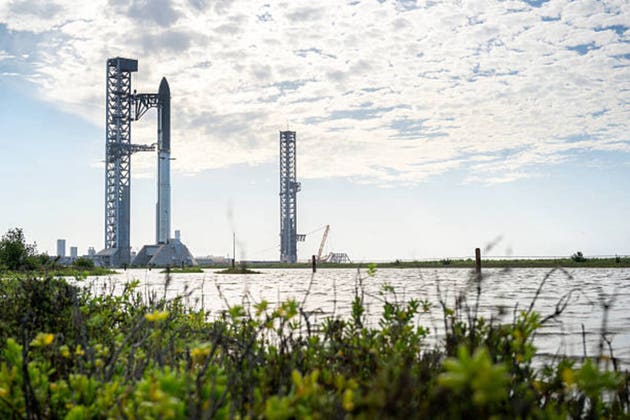 SpaceX plans $100B Louisiana Starship complex (SPCX:NASDAQ)