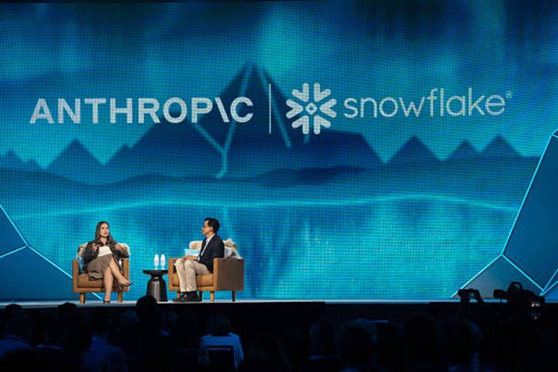 Industry Leaders Deliver Keynote Addresses At Annual Snowflake Summit