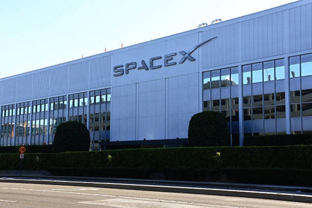 SpaceX aerospace company headquarters building at 1 Rocket Road, Hawthorne, California