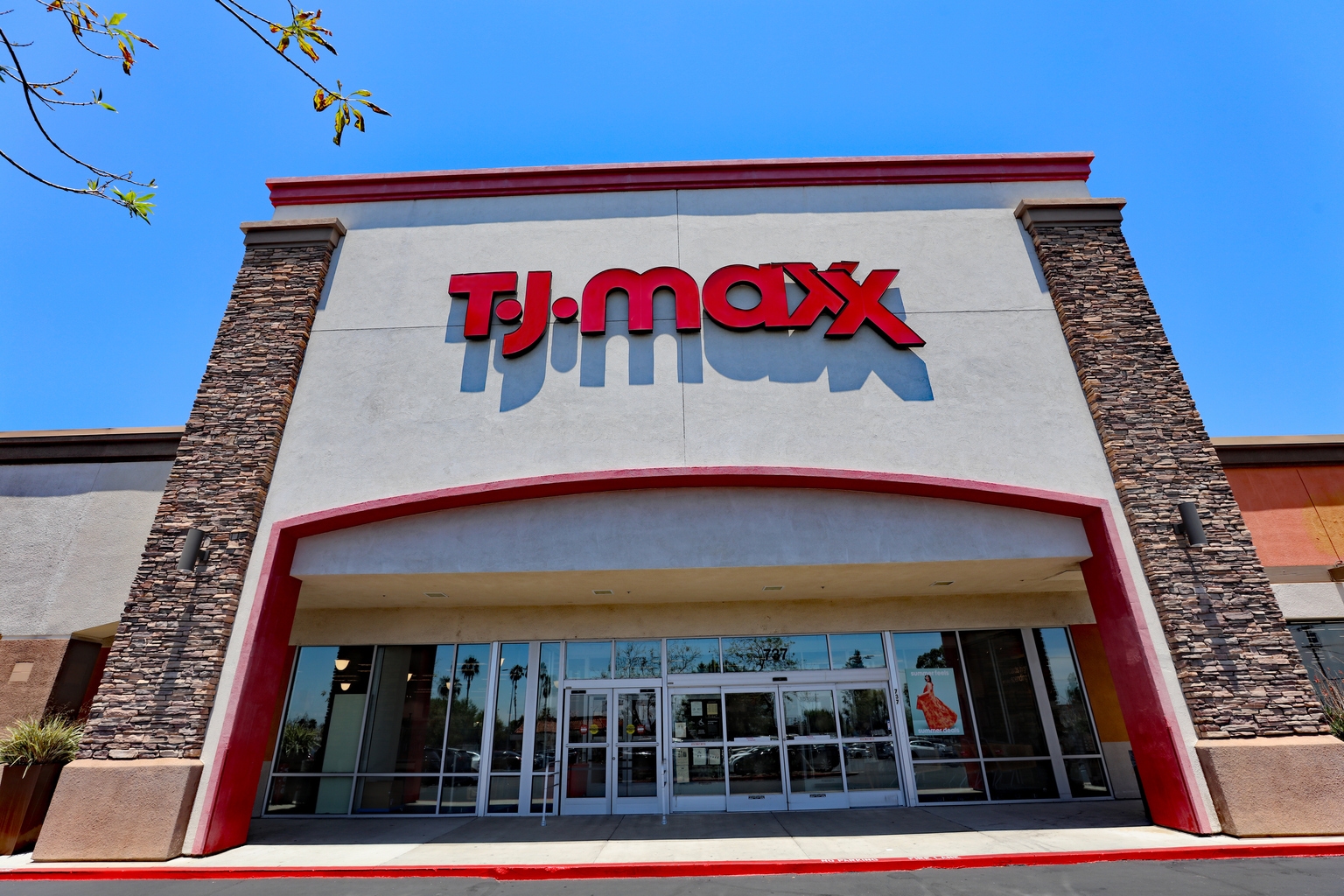 TJX Companies: Strength In HomeGoods, Canada, And International As MarMaxx Lags