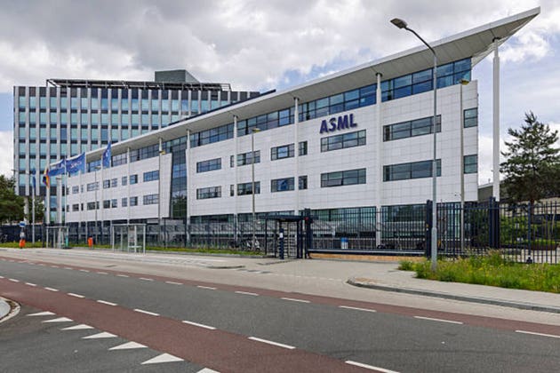 ASML in focus as BoA praises TSMC, Intel, Samsung deals (ASML:NASDAQ)
