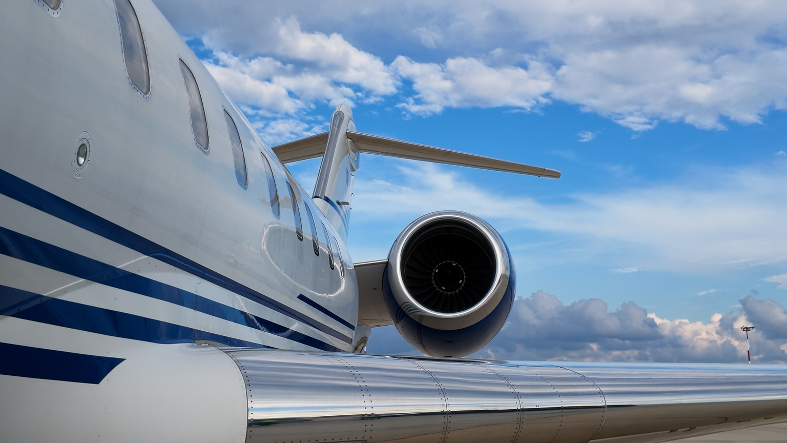 seekingalpha.com - Market Edge Researcher - Parker-Hannifin: The Aerospace Momentum Comes At A Price (NYSE:PH)