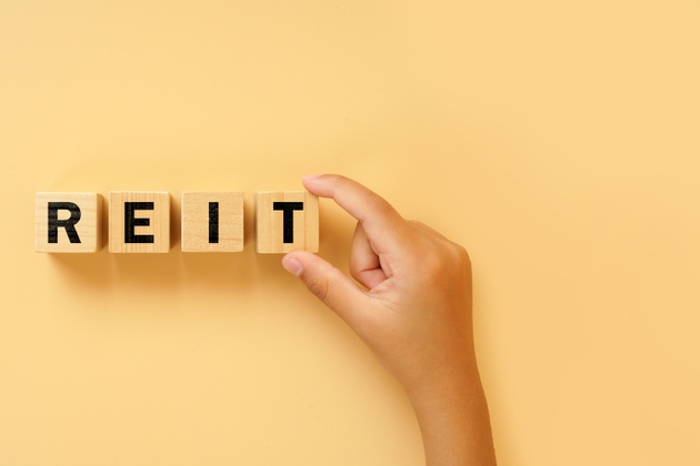 NNN REIT to add two new board members in October as part of succession planing