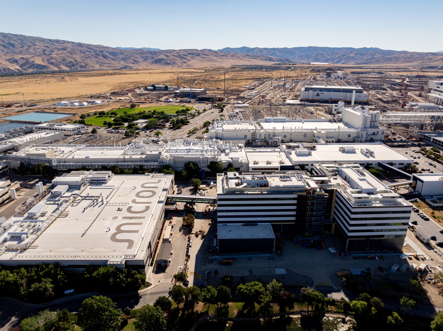 Micron: Hyperscalers Bought The Fab, Bears Bought Fairy Tales (NASDAQ:MU) | Seeking Alpha