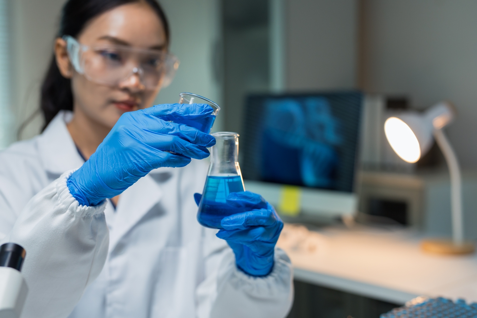 Kura Oncology: 'Strong Buy': Ziftomenib AML Expansions With Different Regimens Could Boost KOMZIFTI's Prospects