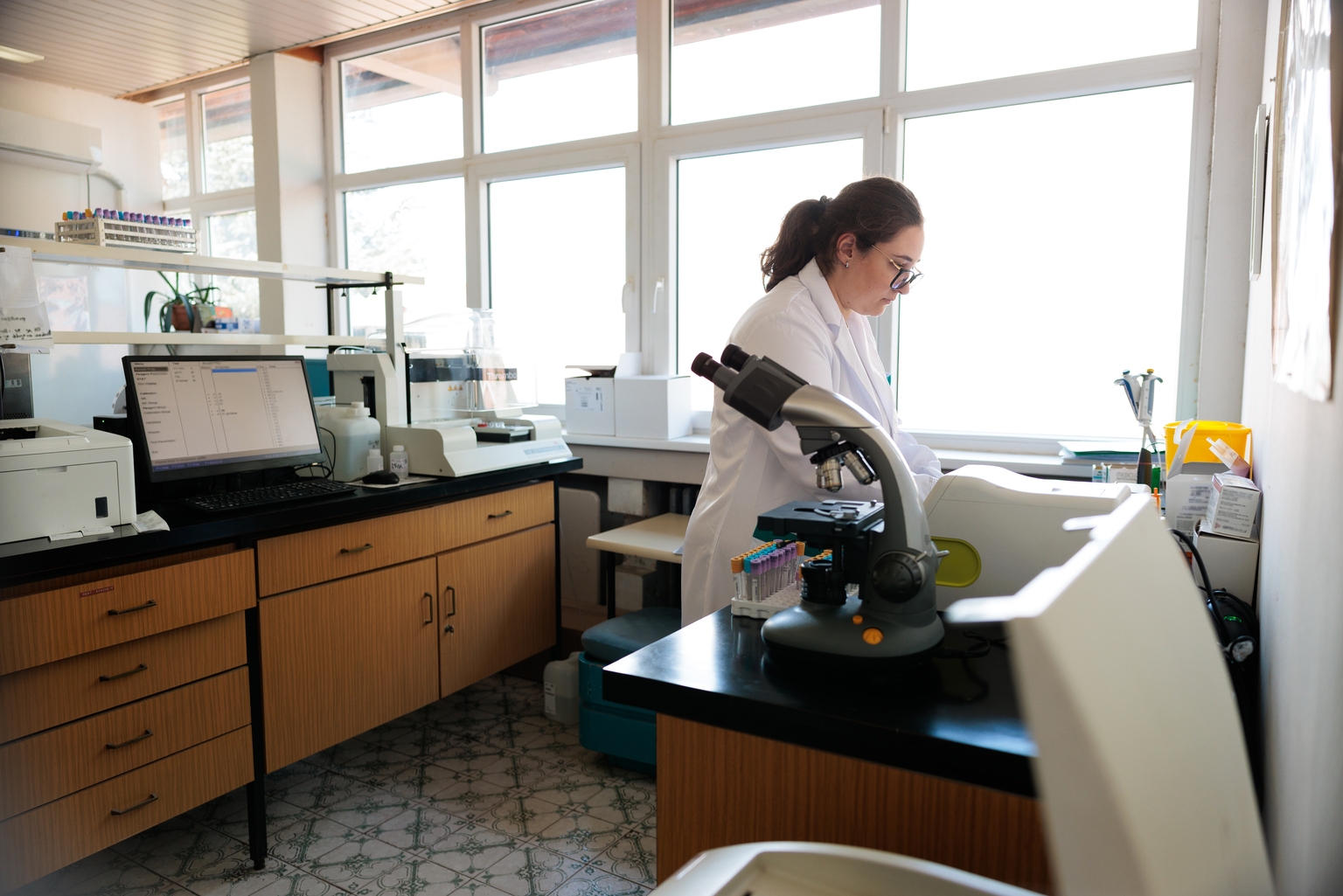 Eli Lilly: 'Strong Buy' On Retatrutide Obesity Drug And EBGLYSS Maintenance Label Expansion
