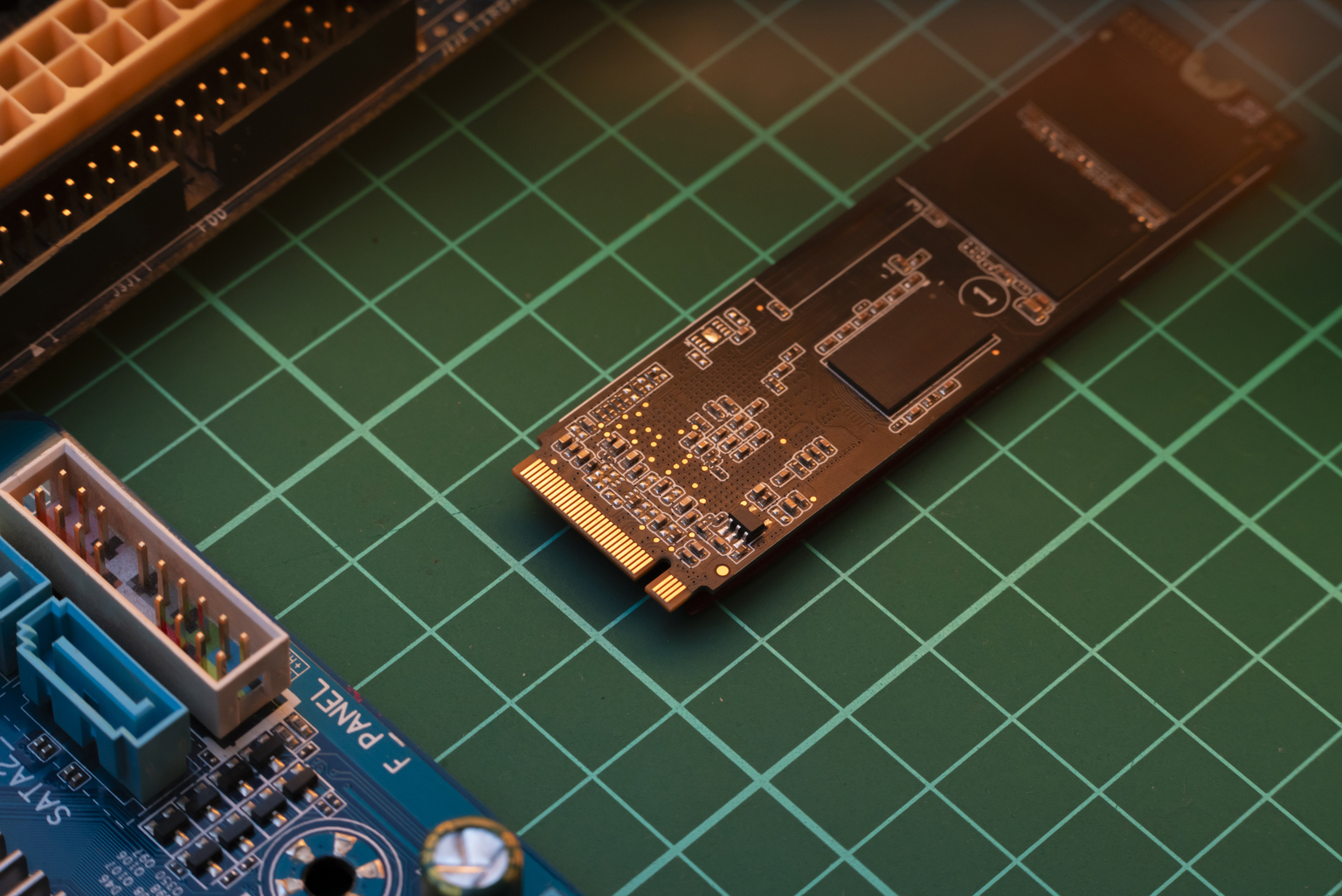 seekingalpha.com - Kumquat Research - Sandisk Stock: The Market Is Panicking - I'm Not Selling (NASDAQ:SNDK)